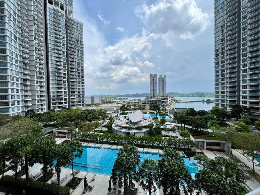 Teega Suites Puteri Harbour Iskandar Puteri #Poolview Seaview Nusajaya  Buitenkant foto